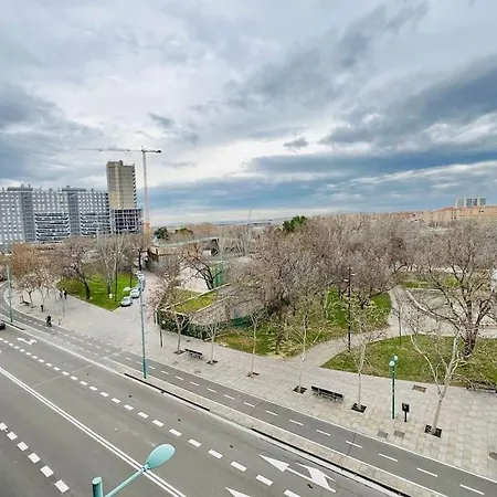 A Orillas Del Pilar Con Parking Apartment