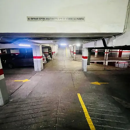 公寓 A Orillas Del Pilar Con Parking 萨拉戈萨